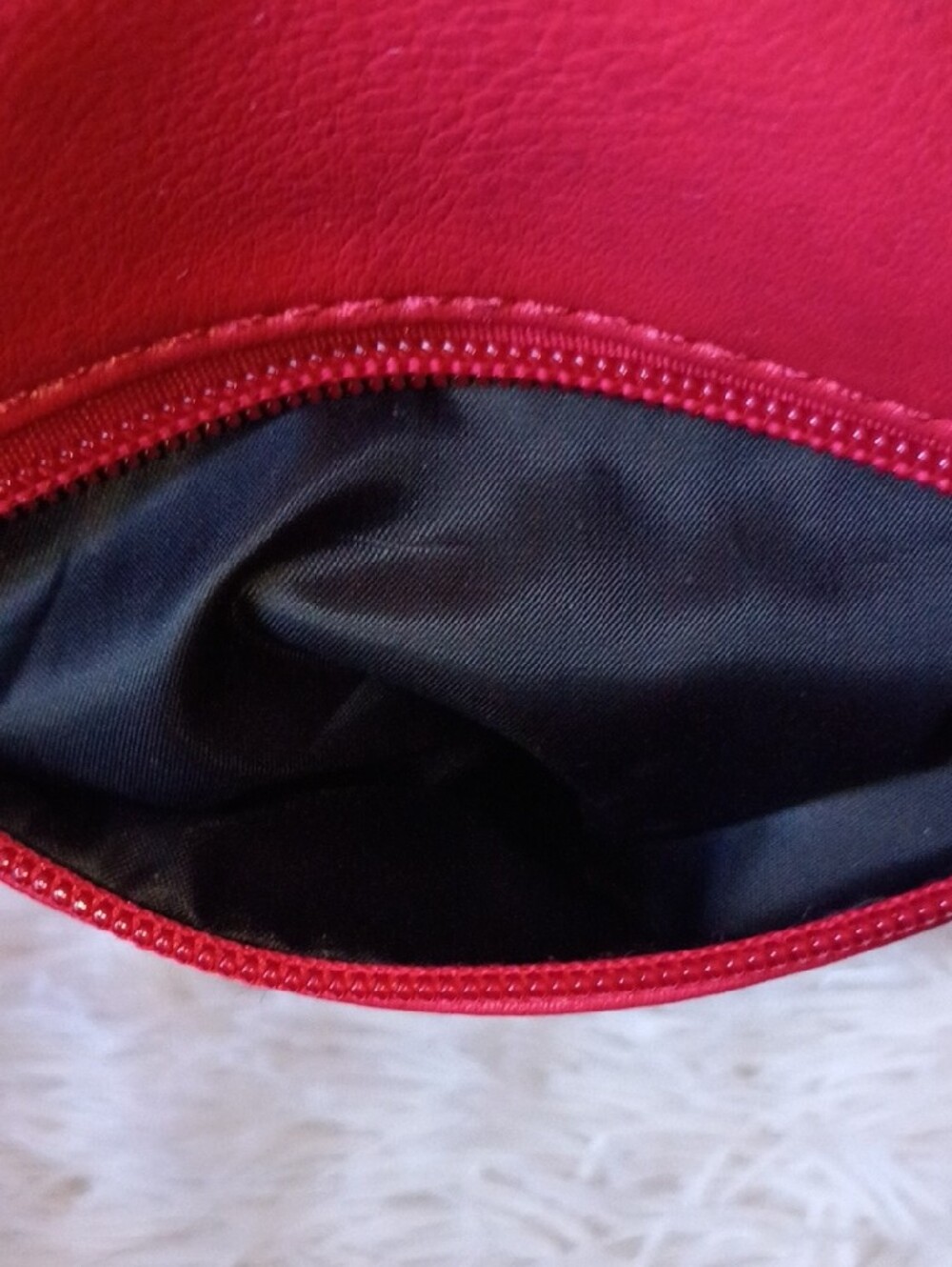 Red Crossbody Bag with Heart Patch - Women Bags - Picture 5 of 7